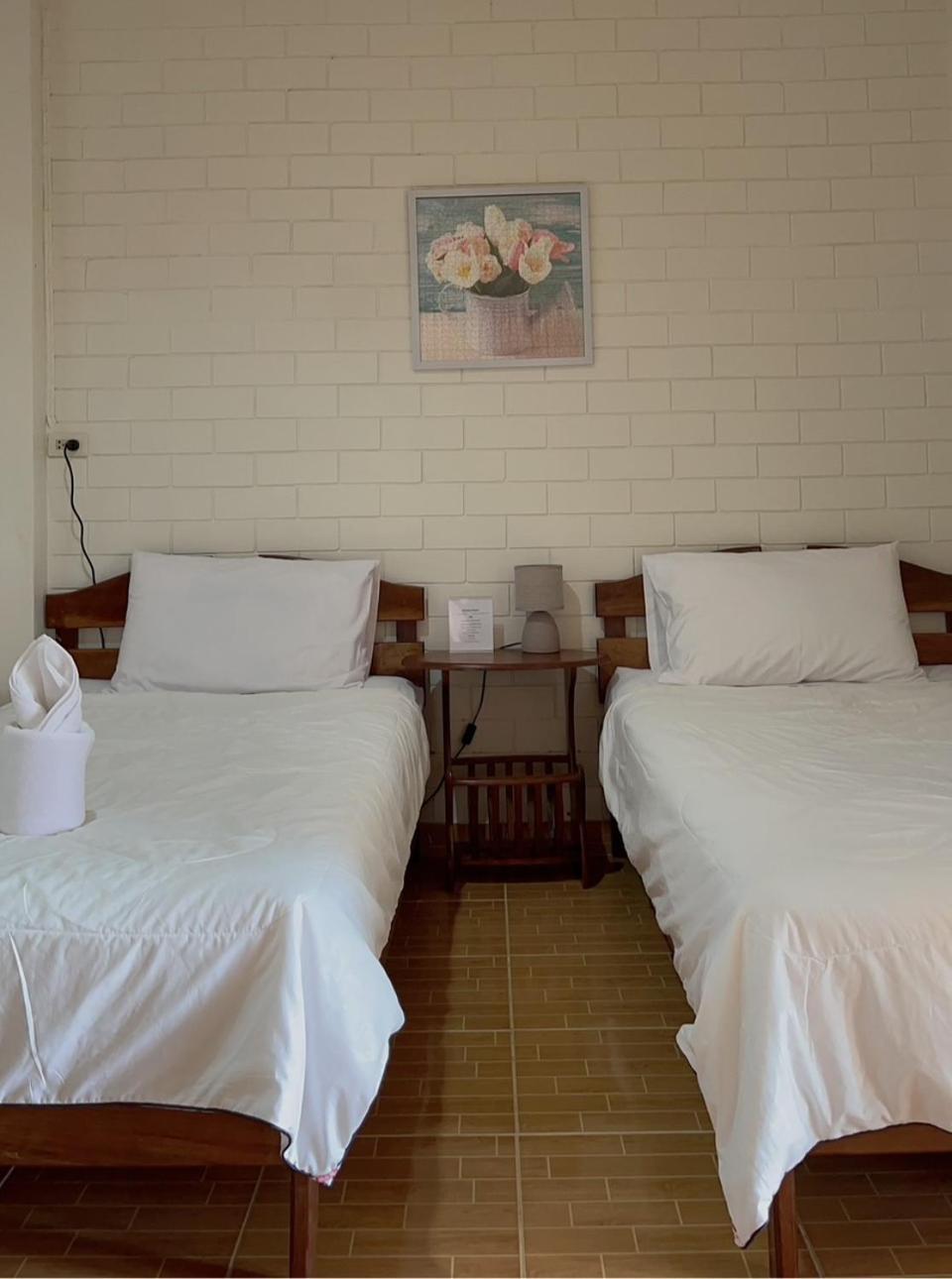 Bunraksa Resort Hotel Kamphaeng Phet Exterior foto